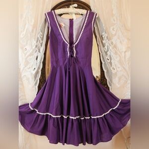Vintage 1970s Square Dance Dirndl Purple Dress
